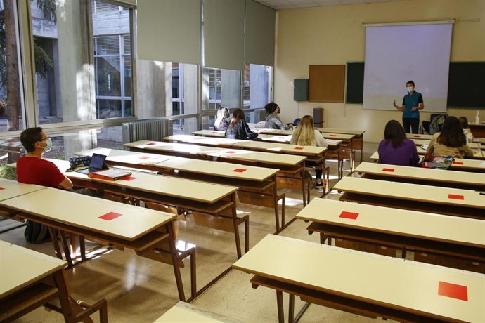 Archivo - Imagen de archivo de una facultad.