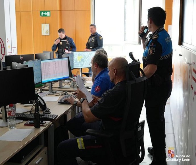 Imagen de la sala del 112 en Castilla y León este martes, 29 de abril