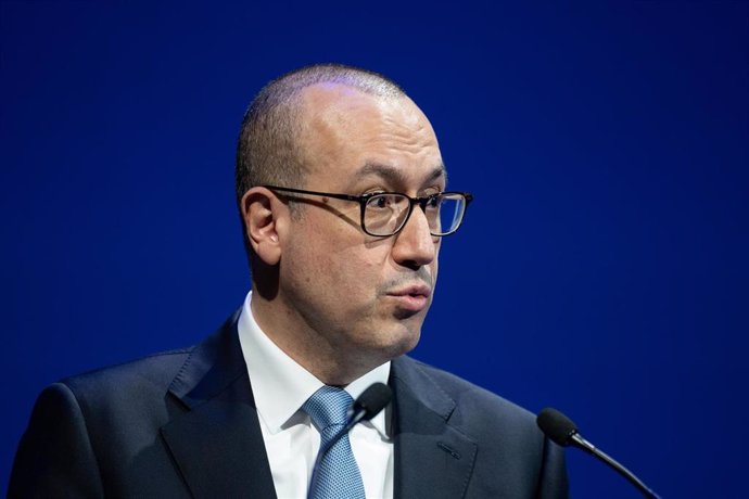 Archivo - El consejero delegado, Onur Genç, durante una rueda de prensa, en el Auditorio Ciudad BBVA, a 30 de enero de 2025, en Madrid (España). BBVA cerró 2024 con un beneficio neto de 10.054 millones de euros, un 25,4% más en euros corrientes que en 202