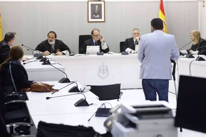 Batalla legal en la extradición del bloguero Oswaldo Eustáquio Filho