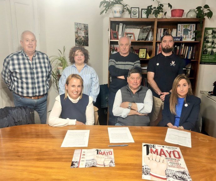 Rueda de prensa de la Intersindical Cántabra con motivo del 1 de Mayo