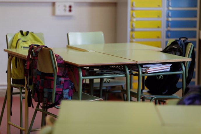 Archivo - Arxiu - Imatge de recurs d'un aula buida.