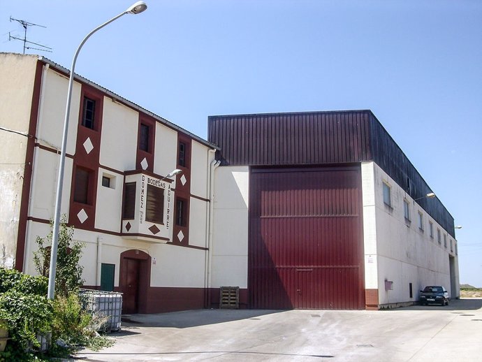 Tres golpes de suerte para los pasajeros del Alvia Barcelona-Bilbao, gracias a la solidaridad de una bodega de Alcanadre