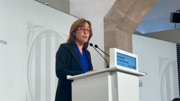 La consellera de Territorio, Vivienda y Transición Ecológica y portavoz de la Generalitat, Sílvia Paneque, en rueda de prensa tras el Consell Executiu.
