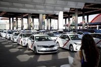 Ayuso lamenta las situaciones que se vivieron por el apagón en Barajas, Atocha o Chamartín: "Tenemos que dar confianza"