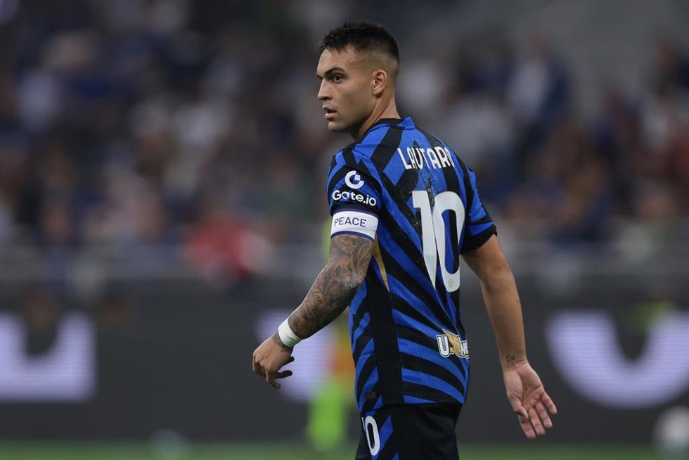 Archivo - El delantero argentino Lautaro Martinez durante un encuentro con el Inter de Milán