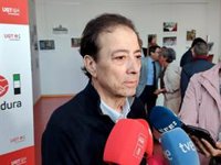 Vara recibe con orgullo el reconocimiento de UGT que resume aquello a lo que ha dedicado su vida en los últimos 30 años