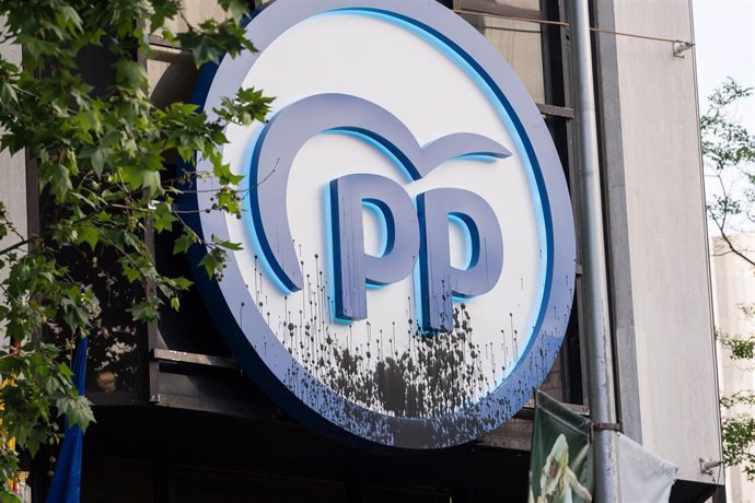 Archivo - Fachada de la Sede del Partido Popular en la calle Génova, en Madrid (España).