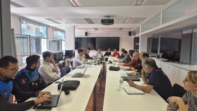 Reunión del gabinete de crisis de Navarra para abordar la situación provocada por el apagón eléctrico.