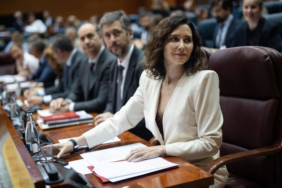 La presidenta de la Comunidad de Madrid, Isabel Díaz Ayuso, durante un pleno en la Asamblea de Madrid.
