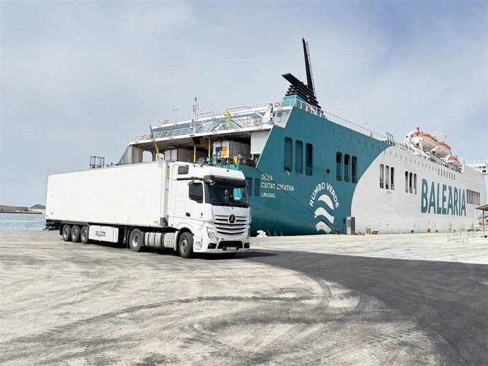 Las líneas marítimas regulares han operado con normalidad.