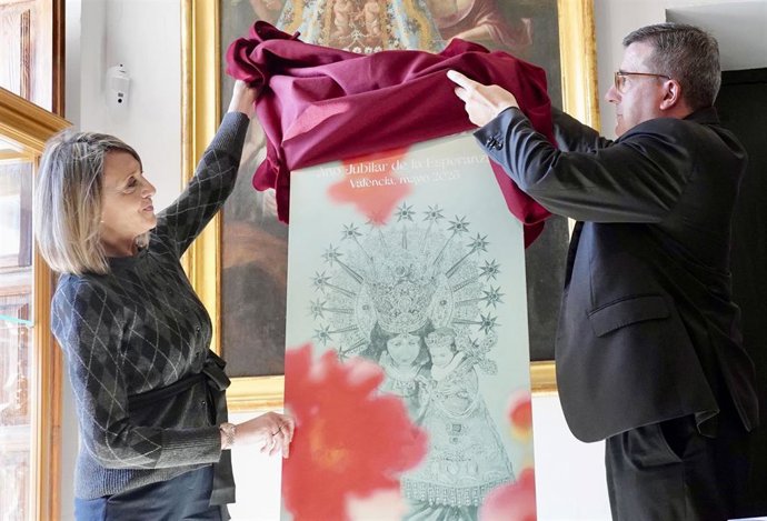 Primer carteloficial de la Festa de la Mare de Déu