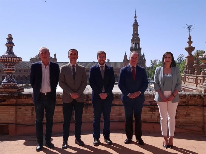 Sevilla.-Diputación valora los 42 millones para fomento del empleo agrario como "pilar fundalmental para el desarrollo"