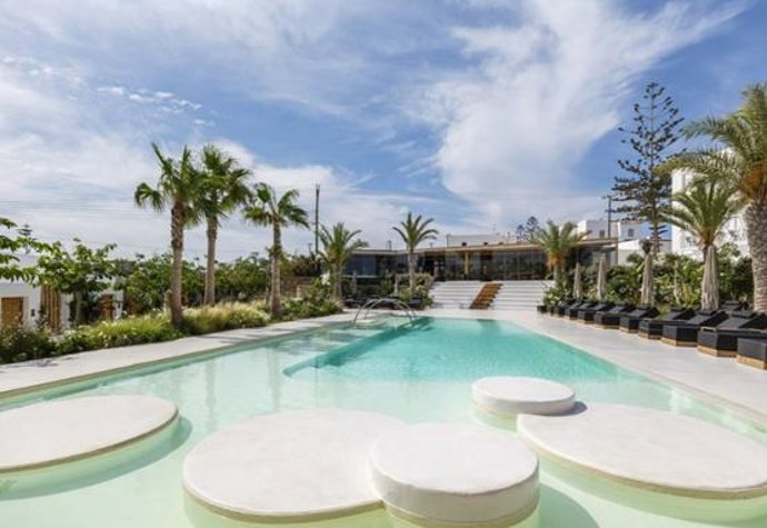 Axel Hotels inaugura su primer hotel franquiciado en Mykonos e inicia su expansión internacional