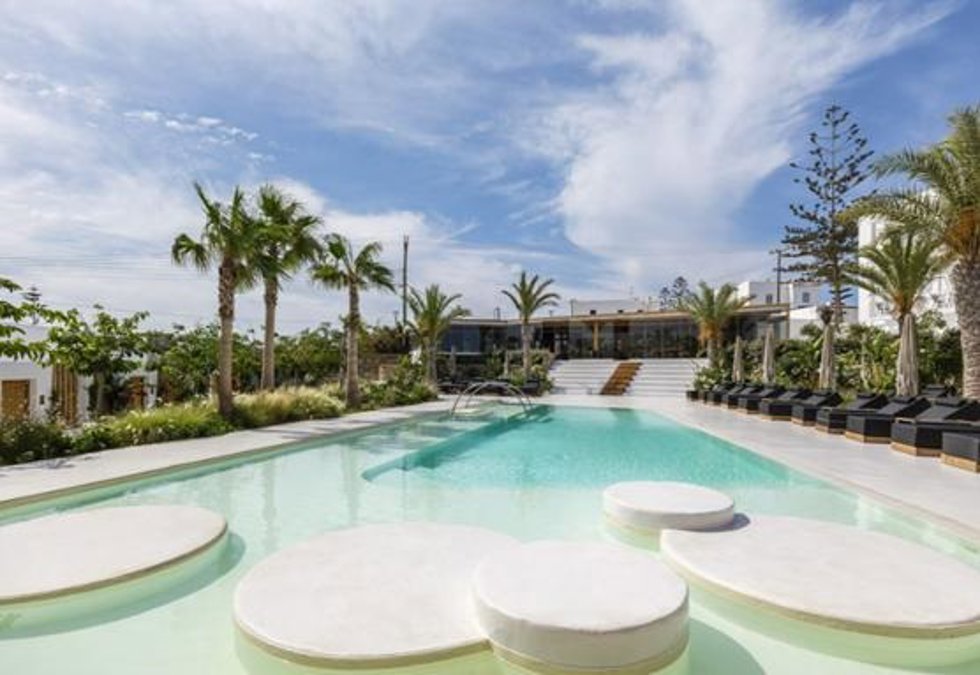 Axel Hotels inaugura su primer hotel franquiciado en Mykonos e inicia su expansión internacional