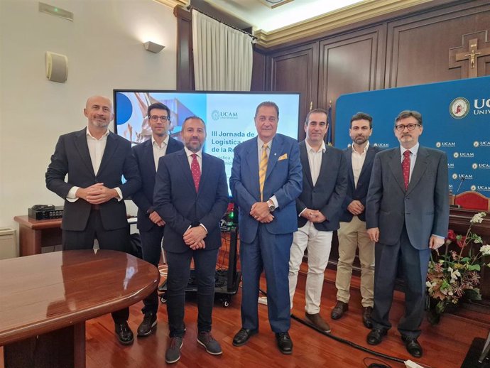 Fotografía sobre la III Jornada de Logística y Empresa de la Región de Murcia celebrada esta mañana en el Campus de Los Jerónimos