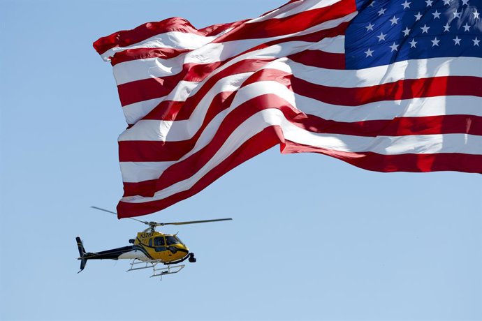 Archivo - Imagen de archivo de una bandera de EEUU