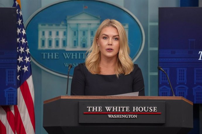 15 April 2025, US, Washington: White House Press Secretary Karoline Leavitt briefs the press during a White House press briefing. Photo: Andrew Leyden/ZUMA Press Wire/dpa