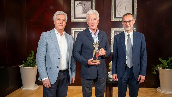 Pere Buhigas (Ràdio 4), Richard Gere y Esteve Crespo (RTVE Catalunya)