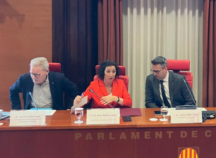 La consellera de Economía y Finanzas de la Generalitat, Alicia Romero, durante su intervención.