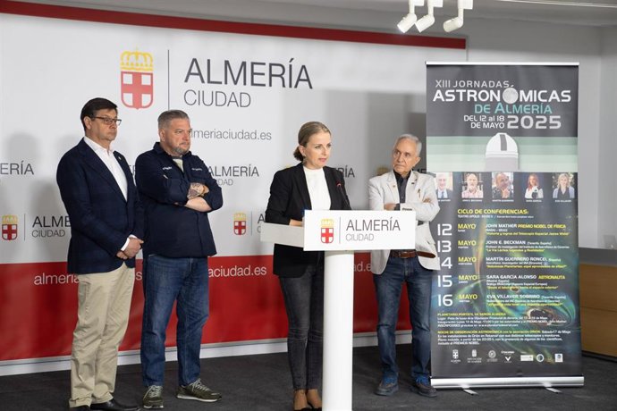 Presentación de las Jornadas Astronómicas de Almería 2025.