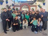 La Comandancia de la Guardia Civil embellece su patio cordobés en la casa cuartel de La Victoria