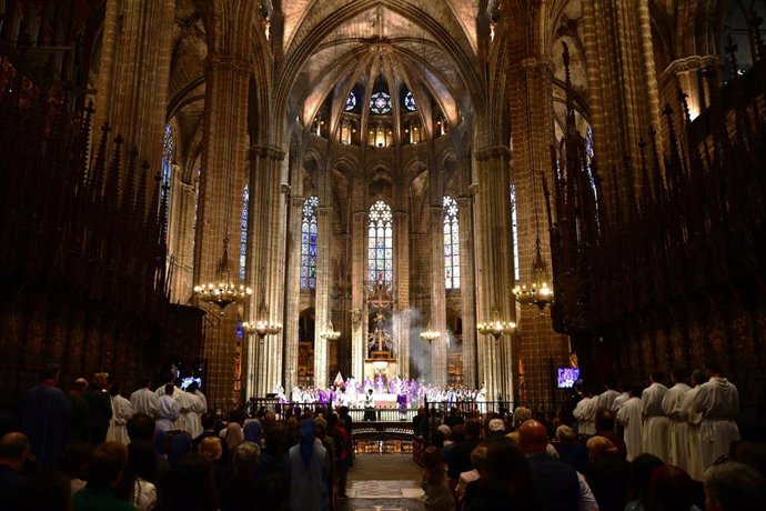 Misa funeral por el Papa Francisco en la Catedral de Barcelona