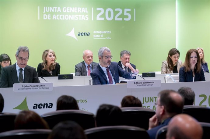 El presidente del Consejo de AENA, Maurici Lucena, durante una Junta General de Accionistas de Aena en la Terminal T4 del Aeropuerto Adolfo Suárez Madrid-Barajas, a 9 de abril de 2025, en Madrid (España).  