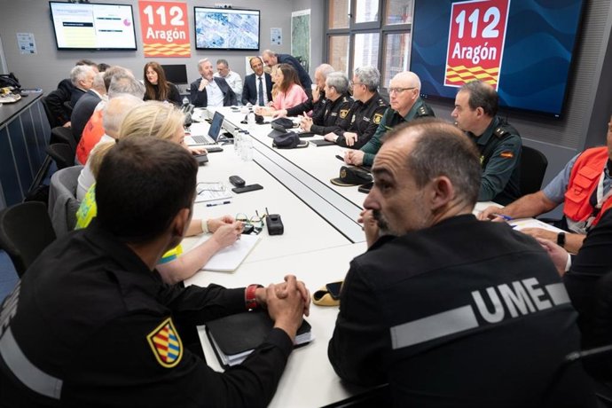El presidente del Gobierno de Aragón, Jorge Azcón, preside el Cecopi.