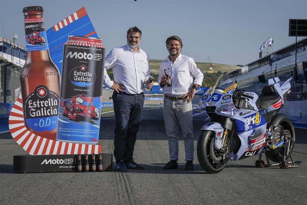 Foto de la presentación del lanzamiento de la promoción 'Estrella Galicia 0,0-MotoGP'
