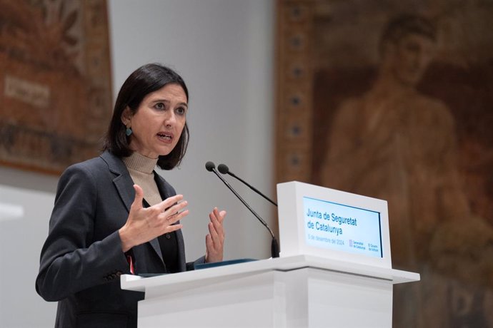 Archivo - La consellera d'Interior i Seguretat Pública, Núria Parlon