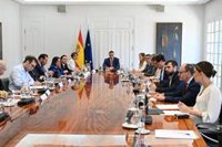 El Gobierno da a las eléctricas de plazo hasta esta tarde para que le remitan todos los datos del apagón