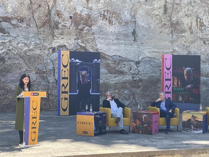 Presentación del Festival Grec de Barcelona, con la directora Leticia Martín Ruiz, el concejal Xavier Marcé y el alcalde Jaume Collboni