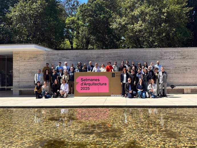 Presentación de las Setmanes d'Arquitectura 2025 en el pabellón Mies van der Rohe