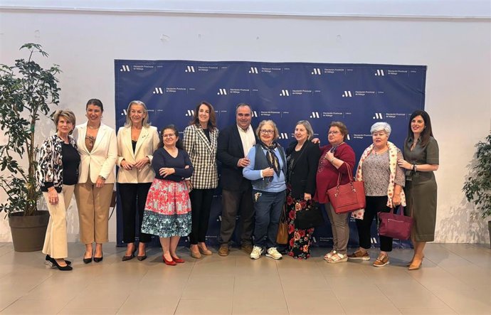 La Diputación de Málaga celebra este miércoles la III jornada 'Mujer en plural', un acto en el que se reconoce la labor de las asociaciones de mujeres de la provincia.