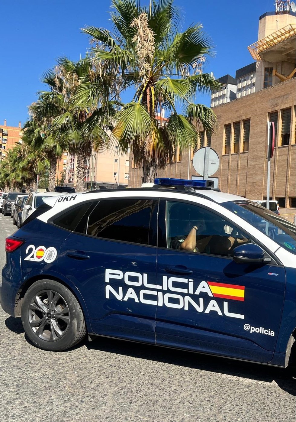 Imagen de archivo de un vehículo de la Policía Nacional.