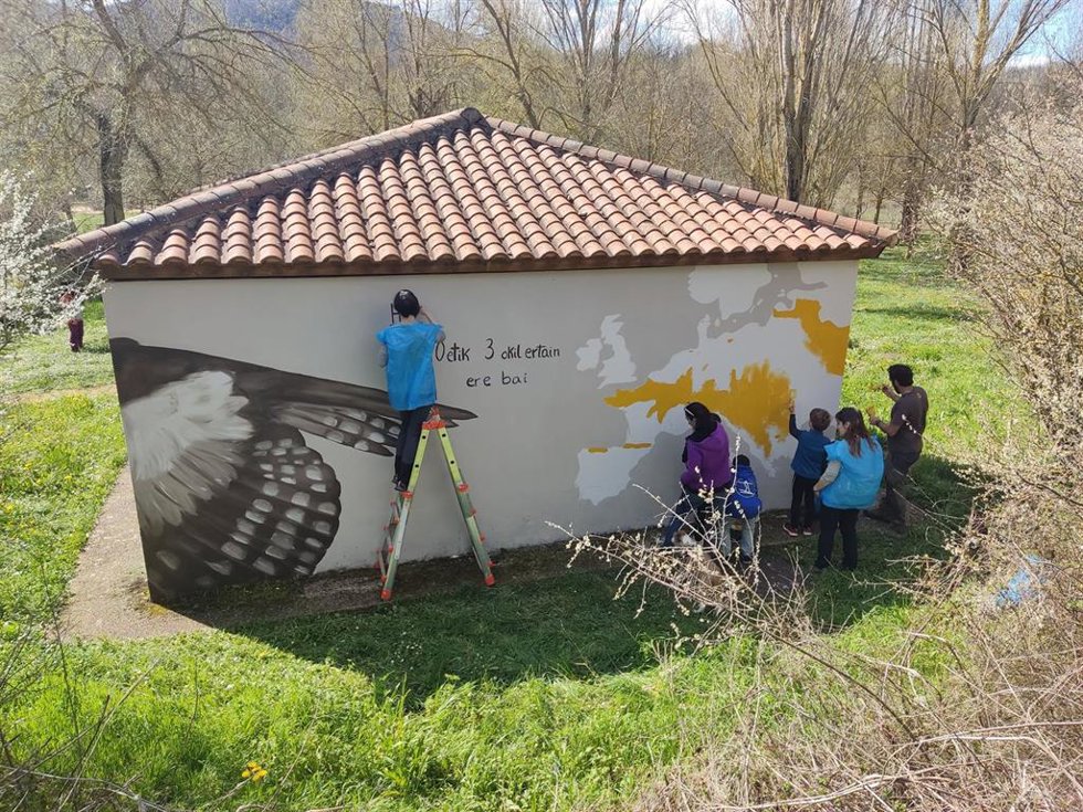 Murales participativos en los parques naturales de Gorbeia e Izki