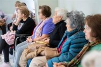 Personas mayores insisten al Gobierno en la necesidad de agilizar la dependencia, ante el examen de la ONU