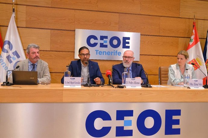 Presentación Informe de Coyuntura Económica de CEOE Tenerife  correspondiente al primer trimestre de 2025.