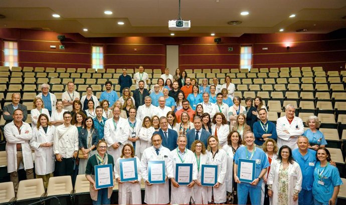 Seis unidades del Hospital Virgen del Rocío reciben la certificación andaluza de calidad.