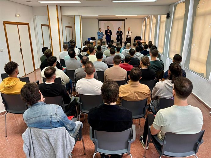 Curso a través de la Escuela de Formación de Bomberos de Nuevo Ingreso (AFBNI)