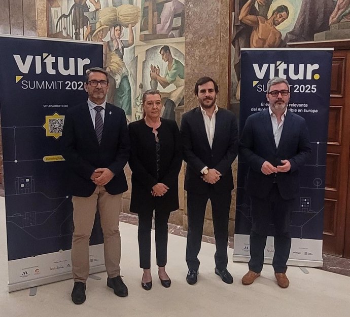 Esperanza González, consejera delegada de Turismo Costa del Sol, ha subrayado la importancia estratégica de este foro para la provincia por el auge del alojamiento flexible.