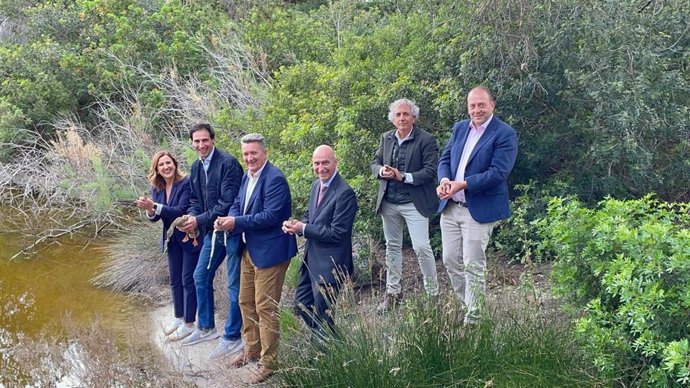 Imagen de la visita al parque y lago de l'Albufera