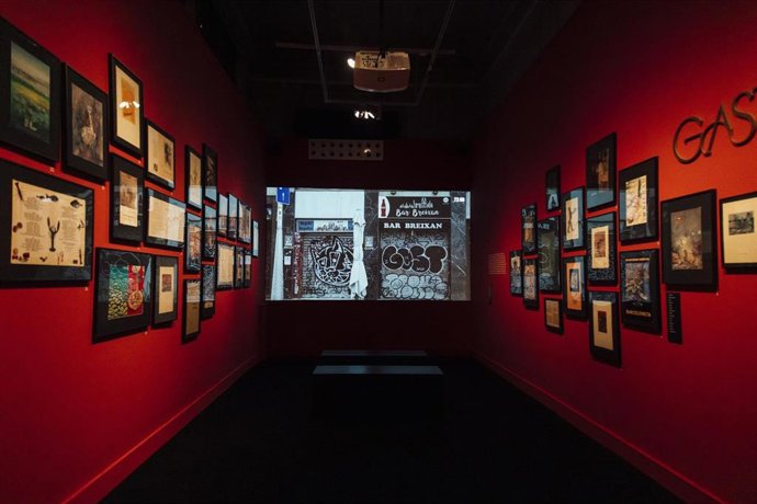 Exposición 'Ensenyar les cartes' en el Palau Robert de Barcelona