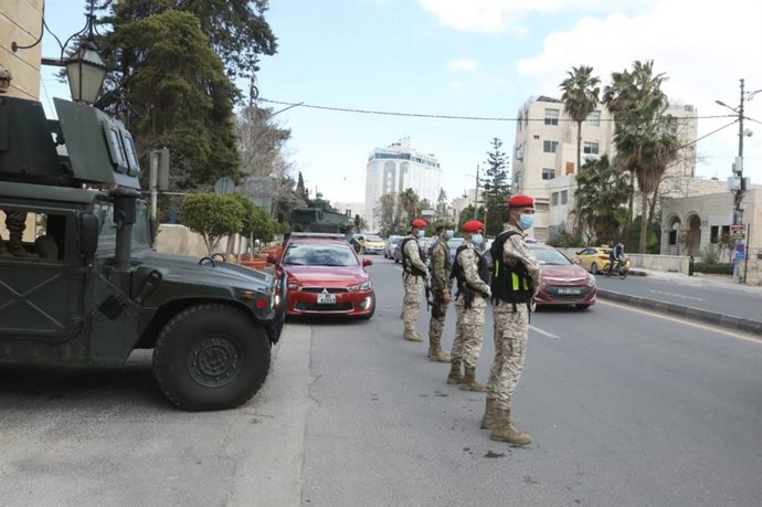 Soldados jordanianos durante a pandemia do coronavírus