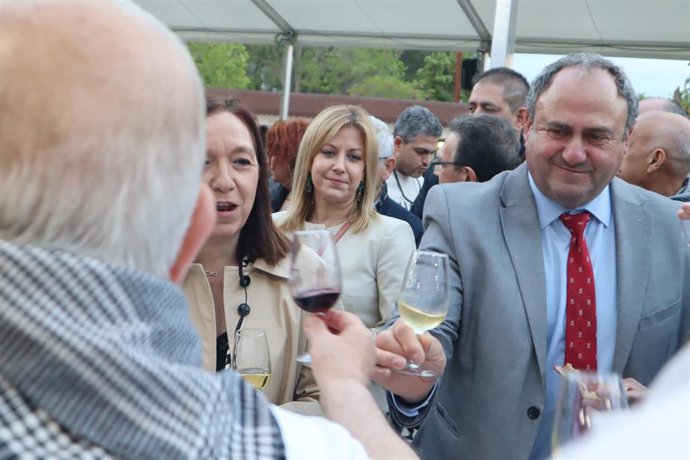 El Consejero De Agricultura, Ganadería Y Desarrollo Rural, Julián Martínez Lizán, Inaugura La XVII Feria De Los Sabores De La Tierra De Don Quijote En El Recinto Ferial De Alcázar De San Juan
