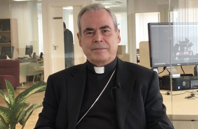 Archivo - El obispo de Málaga, monseñor Jesús Catalá.