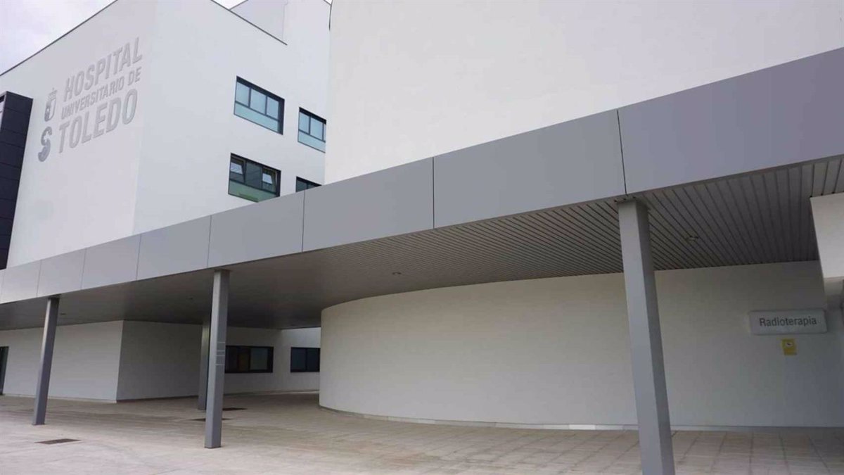 Trasladado al hospital tras sufrir una agresión por arma blanca en vía pública en Chozas de Canales (Toledo)