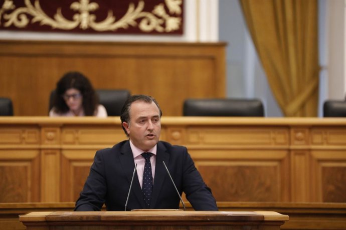 Archivo - El presidente del Grupo Parlamentario Vox, David Moreno