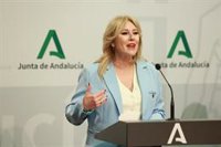 Carolina España reprocha a Montero que "tape las vergüenzas de Sánchez" y exige responsabilidades tras el apagón